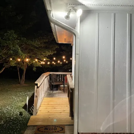 Bit o' Raleigh Bungalow, 6 min drive to downtown