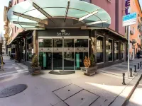 Art Plaza Hotel Hotel in zona Sofia Live Club