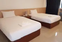 머스트 컴 부티크 호텔