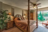 Lake Front, Amazing View. Visit “Sea Time”…At Lake of the Ozarks.