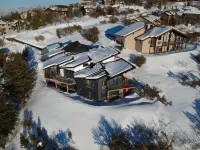 Available Long Term- Stunning 6/7 Bed Home with Unbelievable Views-Park City