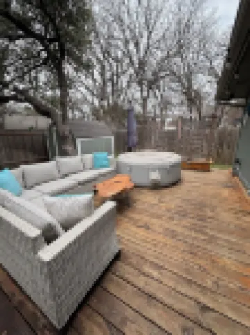 Cozy and cheerful three bedroom home with hot tub.