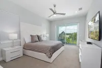 Modern Luxury Villa Near Disney World