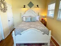 BCS Back Forty- fully stocked home & great yard—close to A&M, great food & fun.