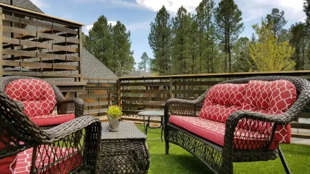 Ranked #1 by VRBO in Flagstaff for 4 years! AC, Pets and Hot Tub!
