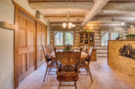 Calaway Lodge --fishing, hunting, summer sports, winter sports, national forest