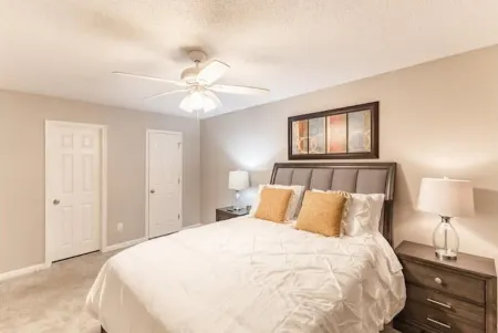 Rocket City Retreat-3BR-Office-Pets Welcome!