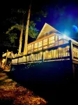 All Decked Out- Elegant Pickwick Lake Living,  Sleeps 10