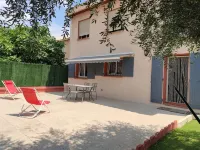 Close to center, comfort room in air-conditioned villa sauna, billiard, garden