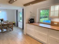 Very nice, newly renovated vacation home near Kochel am See for up to 10 people Hotel a GroBweil