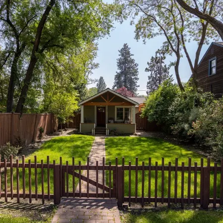 Contemporary Chic Cottage │Downtown Historic District │Hot Tub │Gourmet Kitchen