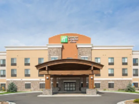 Holiday Inn Express & Suites GLENDIVE by IHG Hotels in Glendive