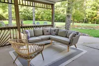 Golf Course Getaway: XL Cabin w/ Hot Tub, Pools, Beaches, Game Room, King Bed