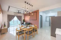 Beautiful 3B2B for 6 pax w Pool - Subang Jaya
