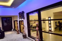 Al-Jazeera Lodges Hôtels à : Liaquatabad Town