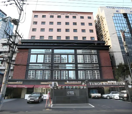 Yuwon Hotel