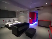 Sinq Party Hotel - No Male Stags Allowed The view point 주변 호텔