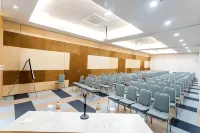 Zoom Hotel Dharmahusada Hotel di Kecamatan Gubeng