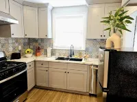 Detached Bungalow Home Prime location Close to DT Pasadena King Size -Bed! 29