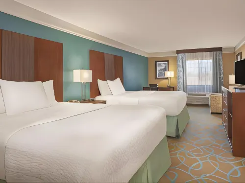 La Quinta Inn & Suites by Wyndham Elizabethtown Hotel a Elizabethtown