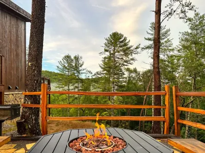 "This cabin is absolutely beautiful and in a gorgeous and quiet area Hotels in der Nähe von Sugarlands Valley Nature Trail