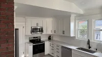 Newly remodeled Spacious 4-BM house in Phoenixville with OS parking/ central, AC Hotels in Phoenixville