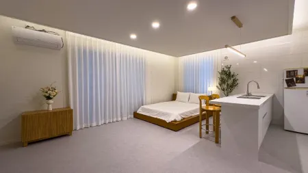 Gyeongju Mood Pension Отели рядом с достопримечательностью «Gyeongju World Entertainment Park»