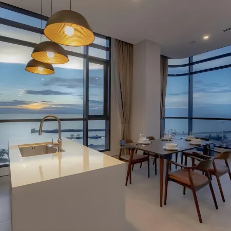 Seascape Palace Hotel Отели рядом с достопримечательностью «Храм Ват Леу»