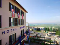 Giotto Hotel & Spa Hotels near Sala Del Regno Dei Testimoni Di Geova