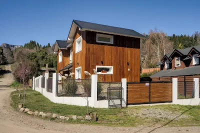 Cozy Mountain Cabins 5 Min from Downtown SMA-cm by Apartments Bariloche Hotels in 