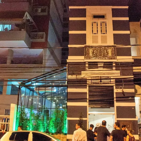 Casa Tuxi Отели рядом с достопримечательностью «Пляж Ботафого»