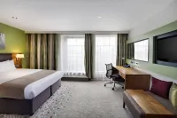 Holiday Inn Bristol City Centre Hotels near Badminton School