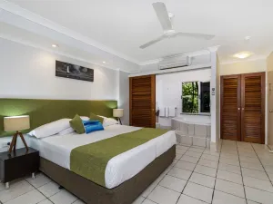 The Reef Retreat Palm Cove