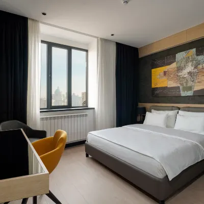 Maccani Black Luxury Suites Hotels near St. Michael's Cathedral