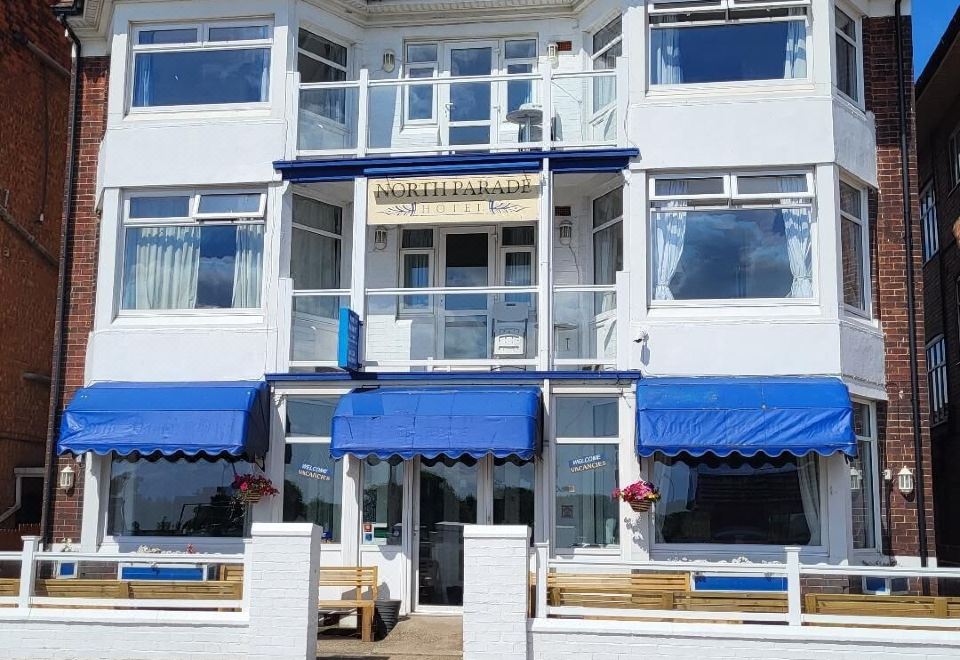 노스 퍼레이드 시프론트 어코모데이션