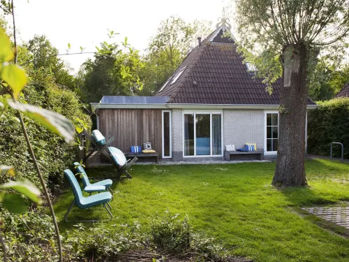 Bungalow Near de Alde Feanen Reserve Hotels in Earnewald