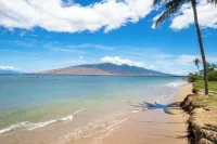 Romannas Golden Ray Oceanfront Condo - واي فاي