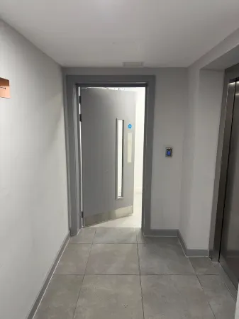 Cozy 1 Bed Apartmrnt Luton Airport Отели рядом с достопримечательностью «Заказник Батфорд Спрингс»