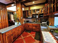 Room in Guest room - Guest Room 2B Transient Baguio Wifi Parking Hotel a Tuba