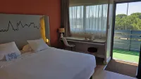 Kyriad Carcassonne - AÉROPORT Hotel a Pennautier