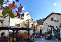 Pensiunea Buon Gusto Sibiu-Motorcyle Friendly,City Center فنادق في سيبيو