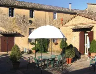 Apartment in Sovicille with Heating Hotel in zona Pieve di San Giovanni Battista a Pernina
