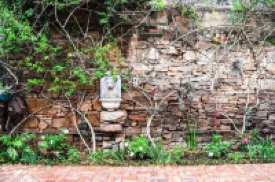 137 High Street Guest House