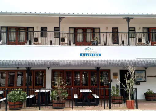 Le Bay Lodge
