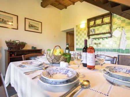 Scenic Stay Near Florence
