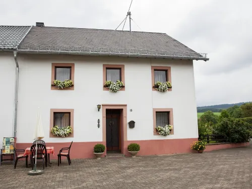 Holiday Home in Sellerich with Forest - Pet friendly