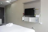 Cozy Studio Apartment at Mekarwangi Square Cibaduyut Hotels in Bojongloa Kidul