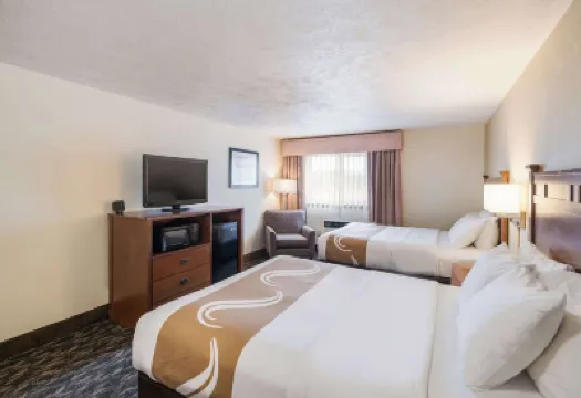 Quality Inn & Suites Coeur d'Alene Hotels in 