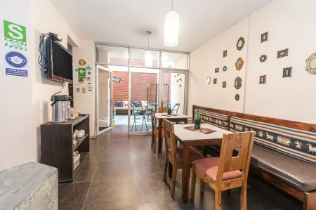 B&B Wasi Airport Lima Отели рядом с достопримечательностью «Университет Текнолохика дель Перу»