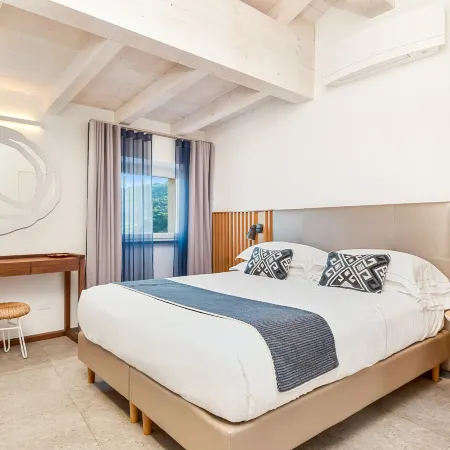 Colonna 24 Luxury Room in Portovenere Near 5 Terre